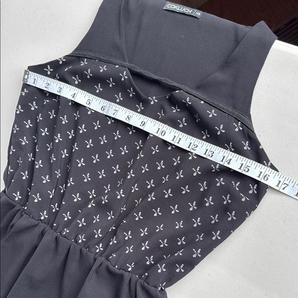 Cokluch Black and White Midi Summer Dress with Pockets - Picture 10 of 15